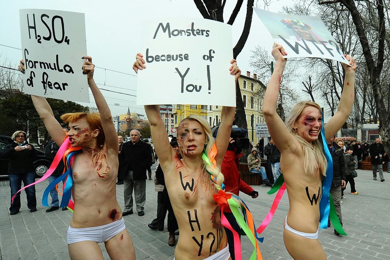 About Femen Ukrainian Women 103