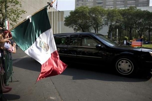 official mexican flag. a Mexican flag as the US
